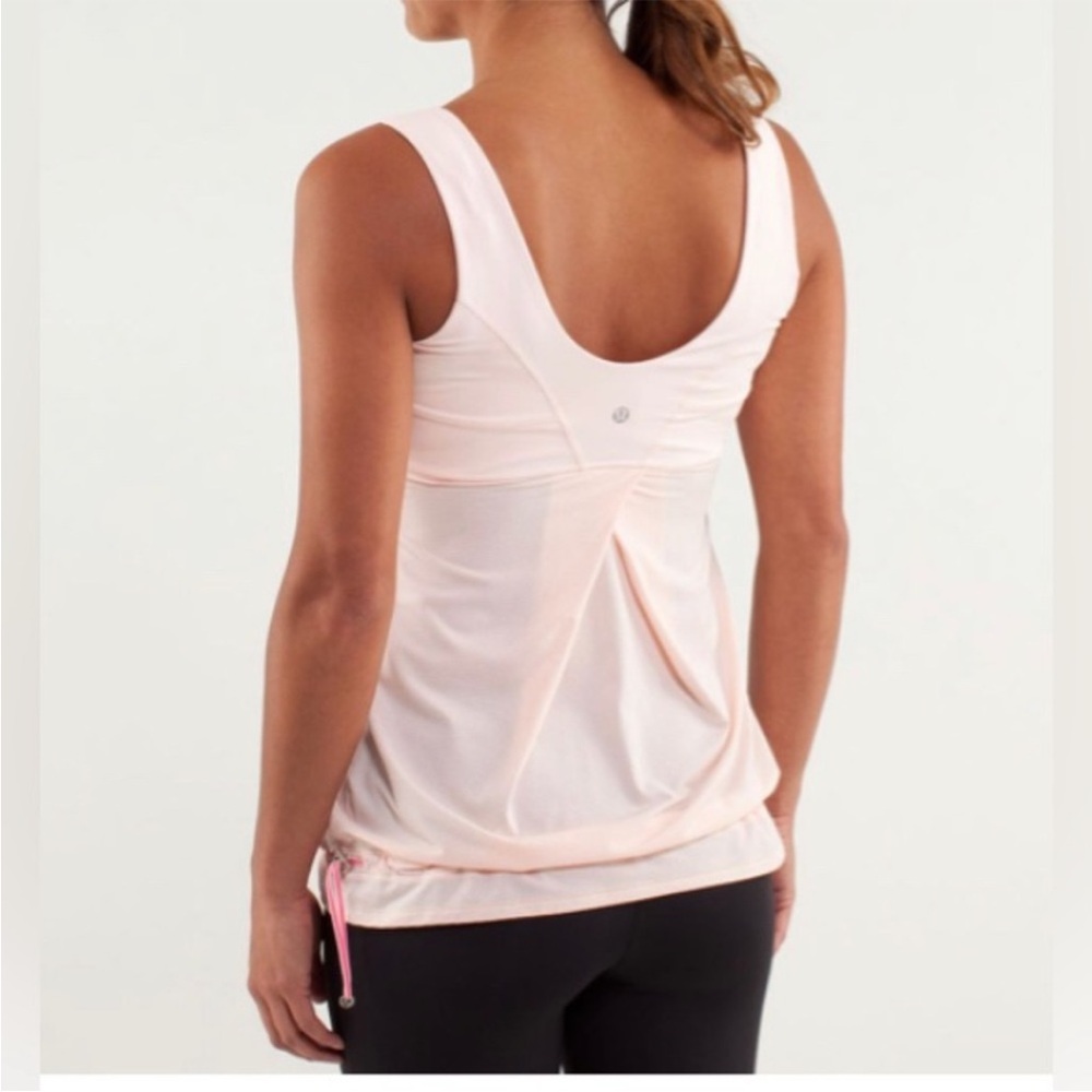 EUC - Lululemon Tame me tank